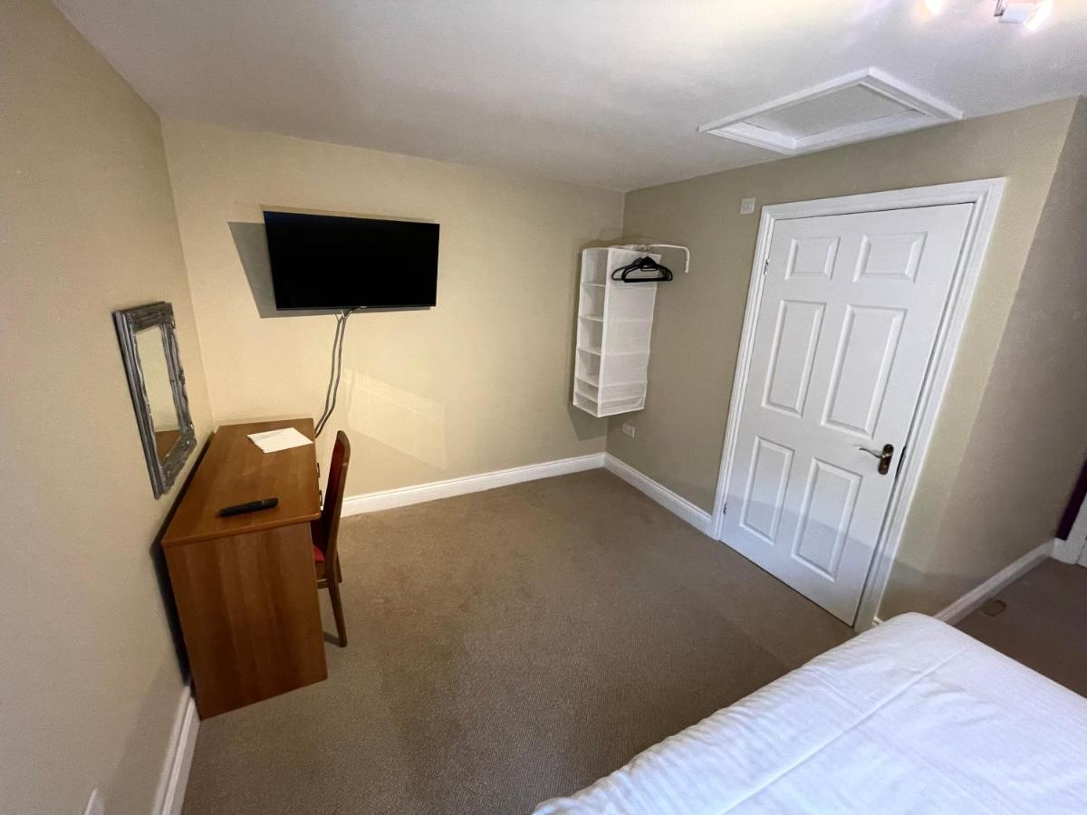 Cadmore Lodge Bed & Breakfast Тенбъри Екстериор снимка