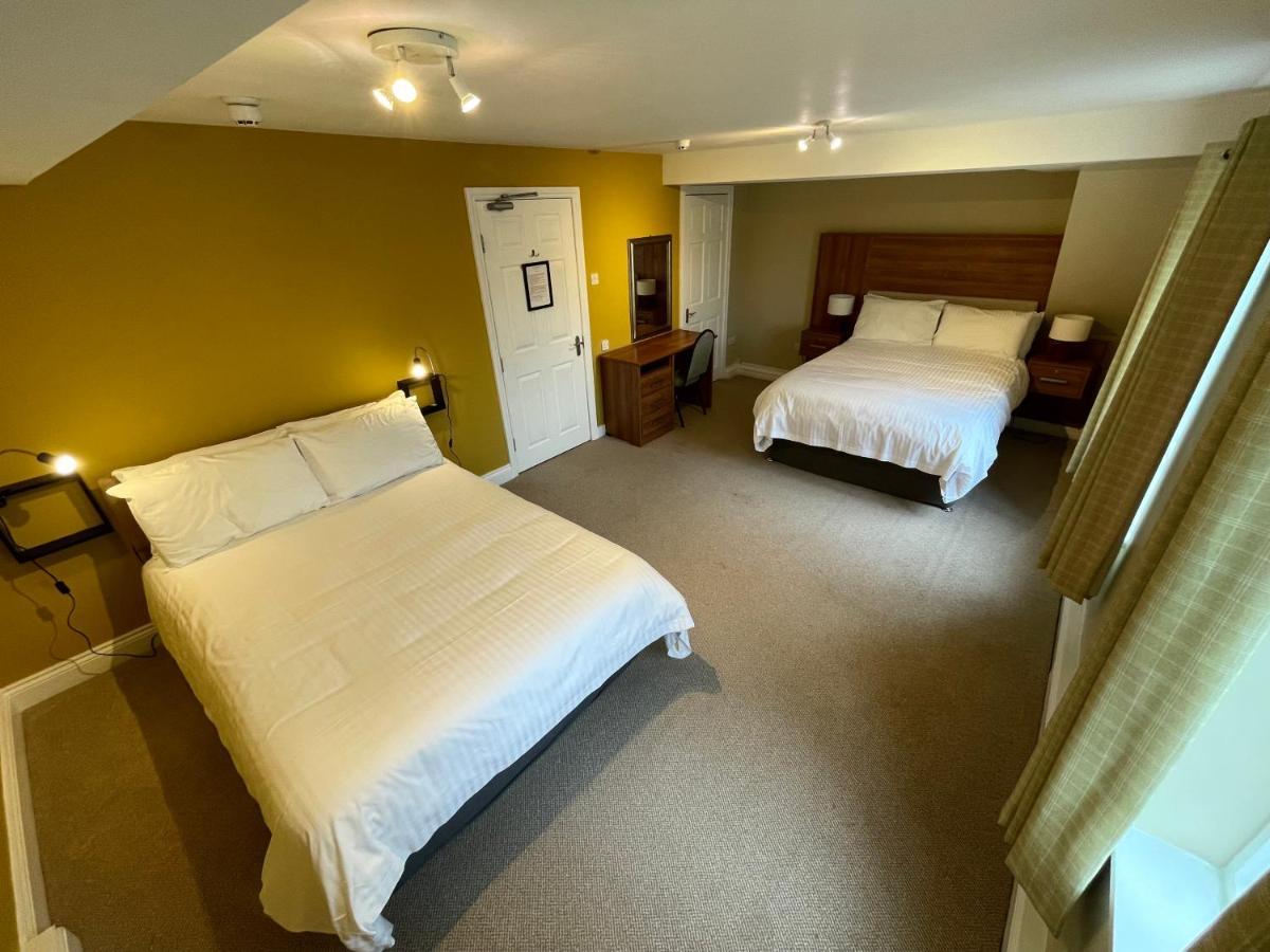 Cadmore Lodge Bed & Breakfast Тенбъри Екстериор снимка