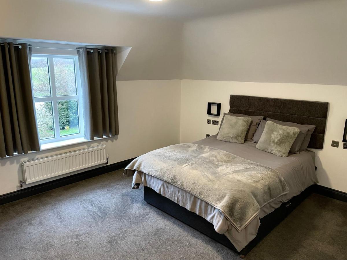 Cadmore Lodge Bed & Breakfast Тенбъри Екстериор снимка